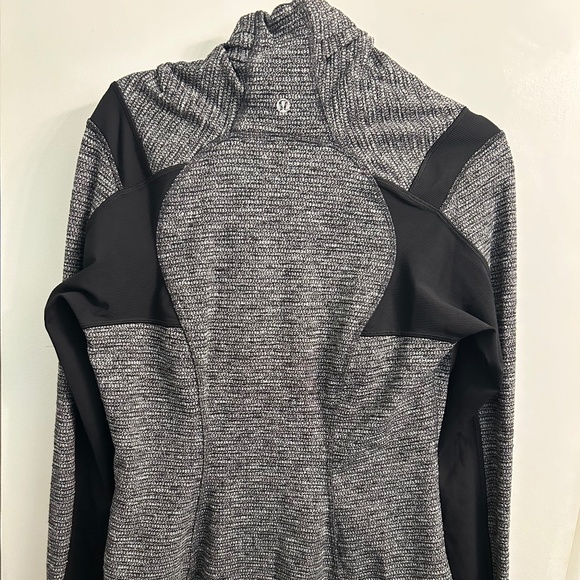 Lululemon Bhakti Yoga Jacket Size 10 - Picture 4 of 8